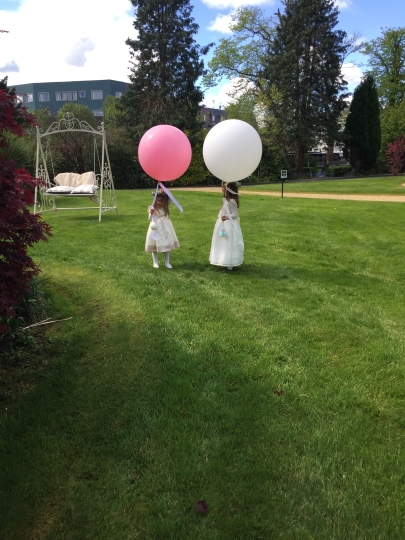 28 inch  white. Wedding balloons